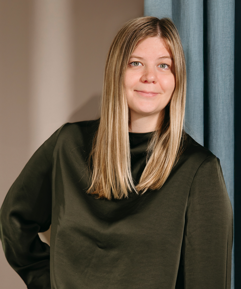 “Julia Bergström”